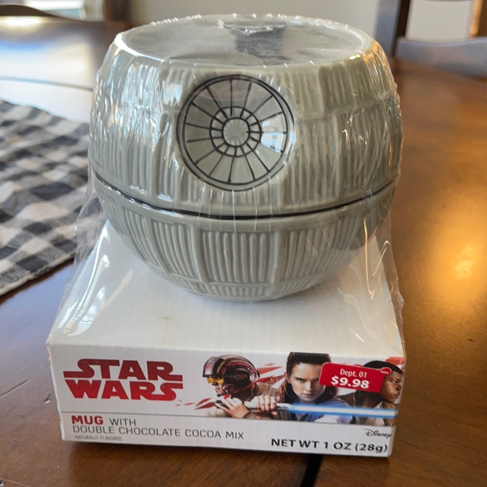 Star Wars ceramic mug.